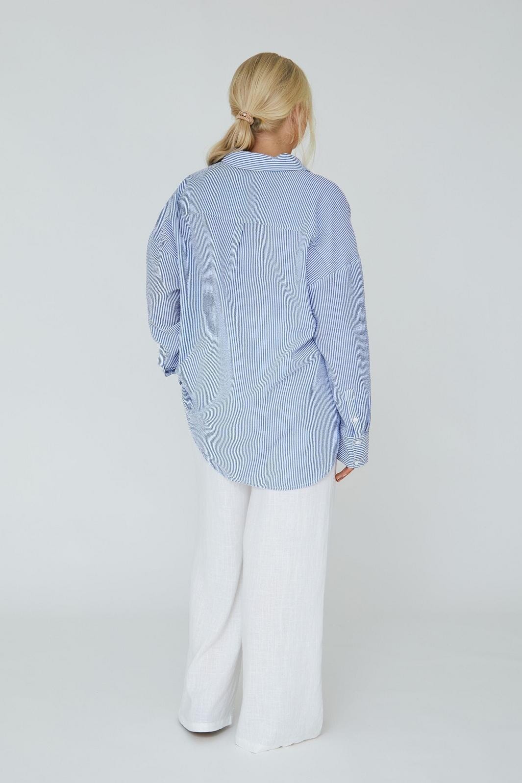 A-View - Sonja Shirt - 687 Navy/White Skjorter