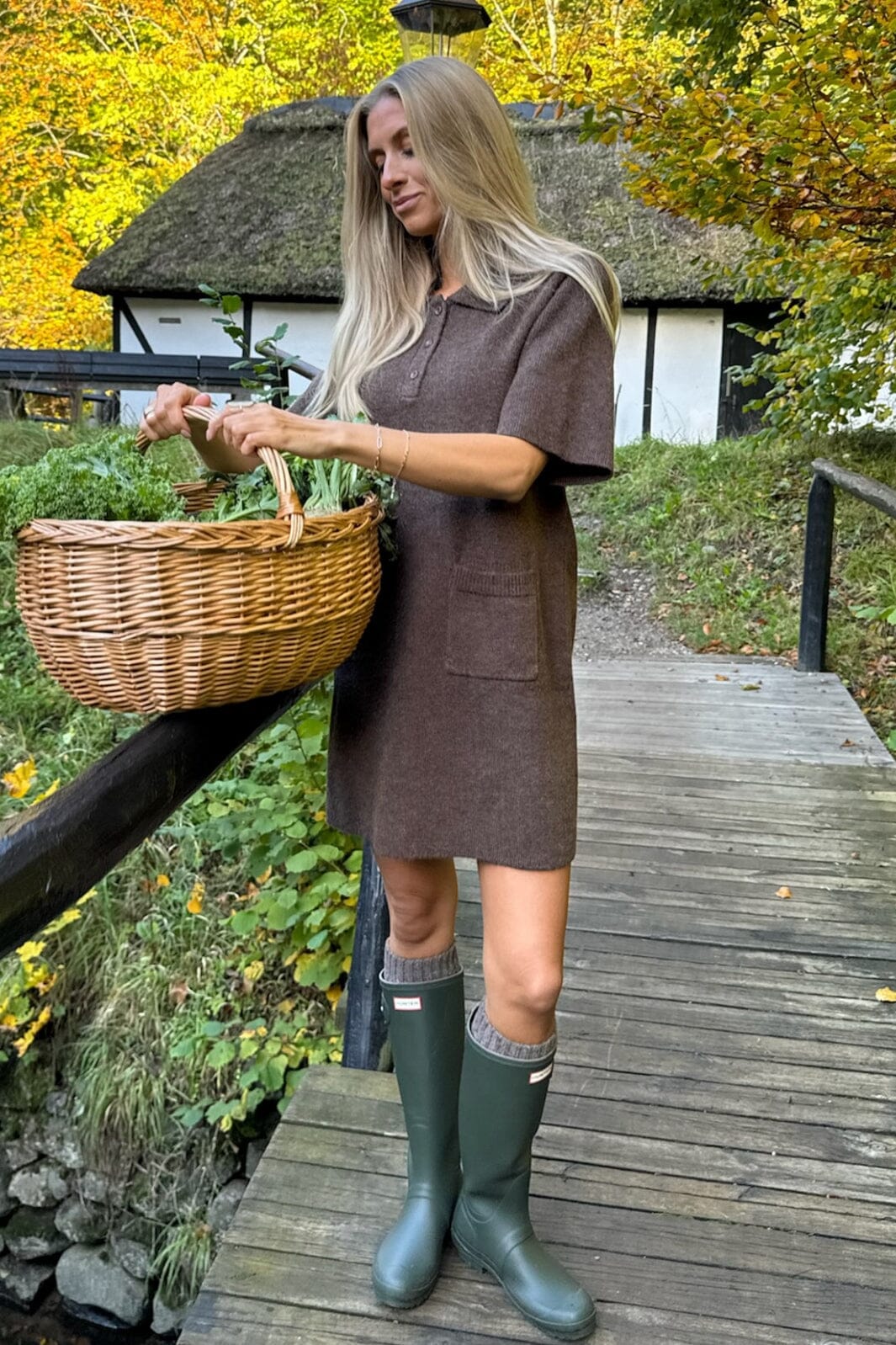 Forudbestilling - BYIC - Sific Knit Dress H097-3 - Dbrown Dark Brown Kjoler