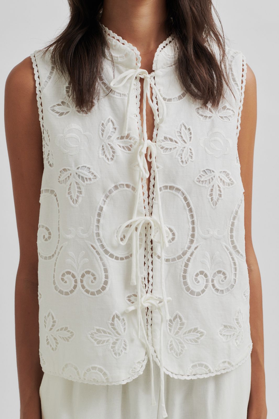 Forudbestilling - Second Female - Vilma Top 59724 - White Toppe