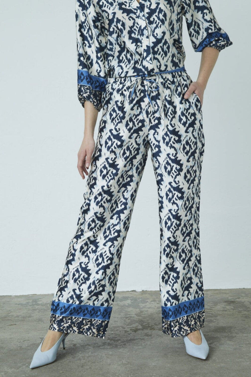 Sisters Point - Ella-Pa46 18907 - 803 - Blue Ethnic