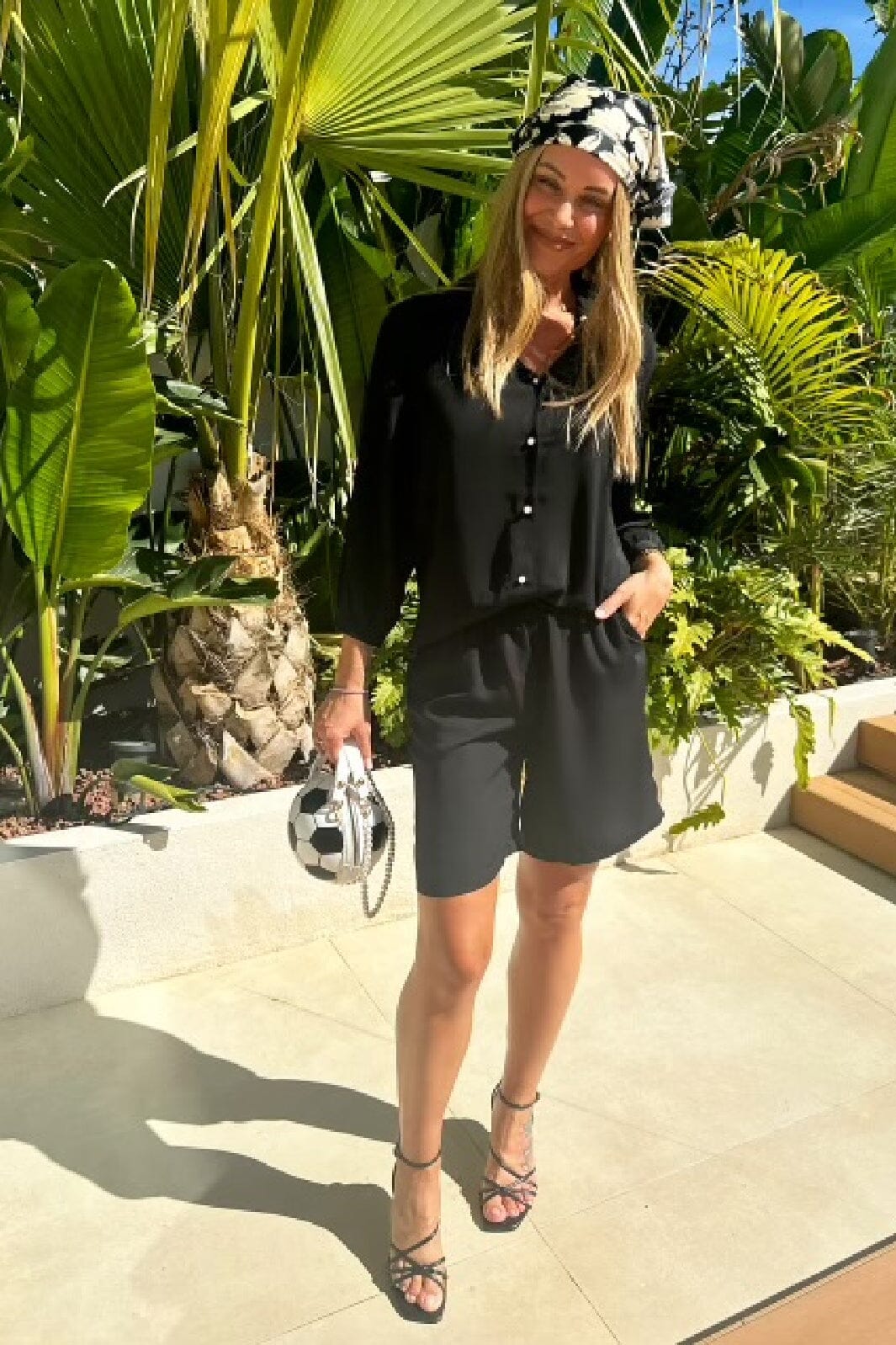 Forudbestilling - Valentin Studio - Classy Foxy Shorts - Black Shorts