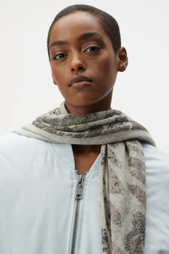 Lala Berlin - Triangle Flip Leo - leo snake Tørklæder