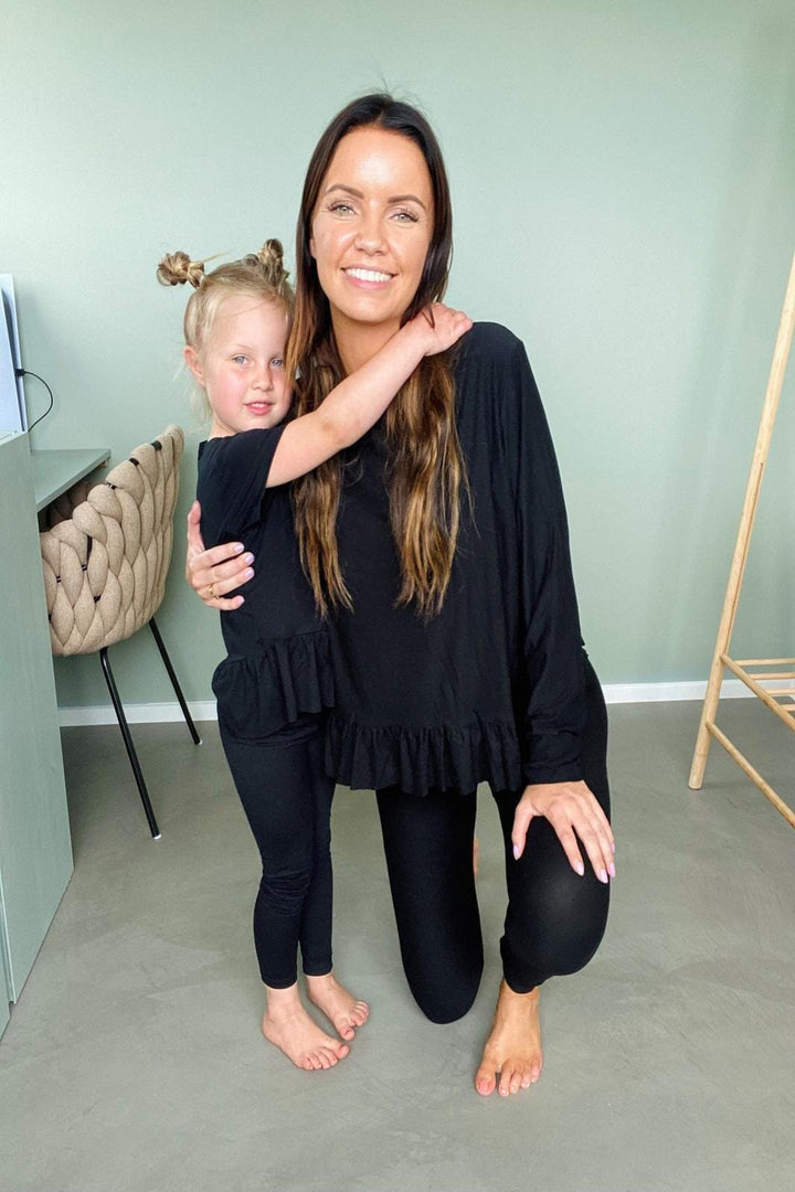 LIBERTÈ - Alma LS Frill T-shirt - Black Bluser