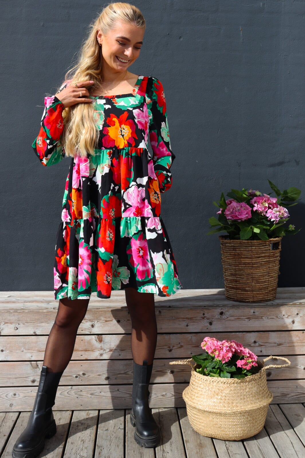 Liberte - Cecilie Ls Dress - Black Big Flowers Kjoler