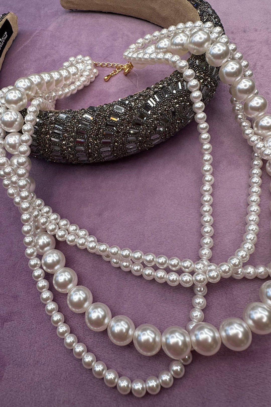 Mellow Moon - Pearl On Pleal Necklace - Forgyldt Halskæder