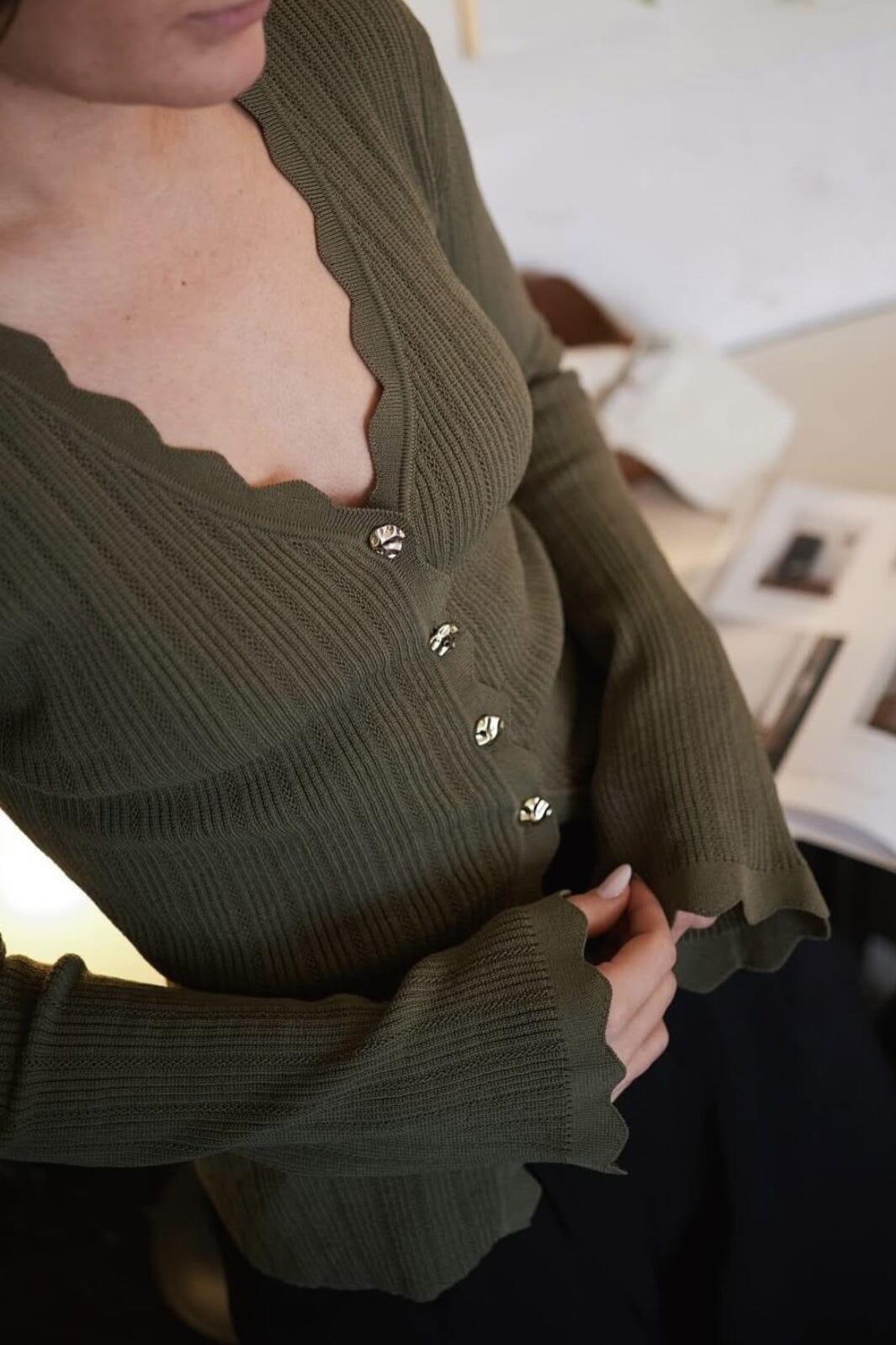 Neo Noir - Clara Stitch Knit Blouse 164484 - 605 - Olive Bluser