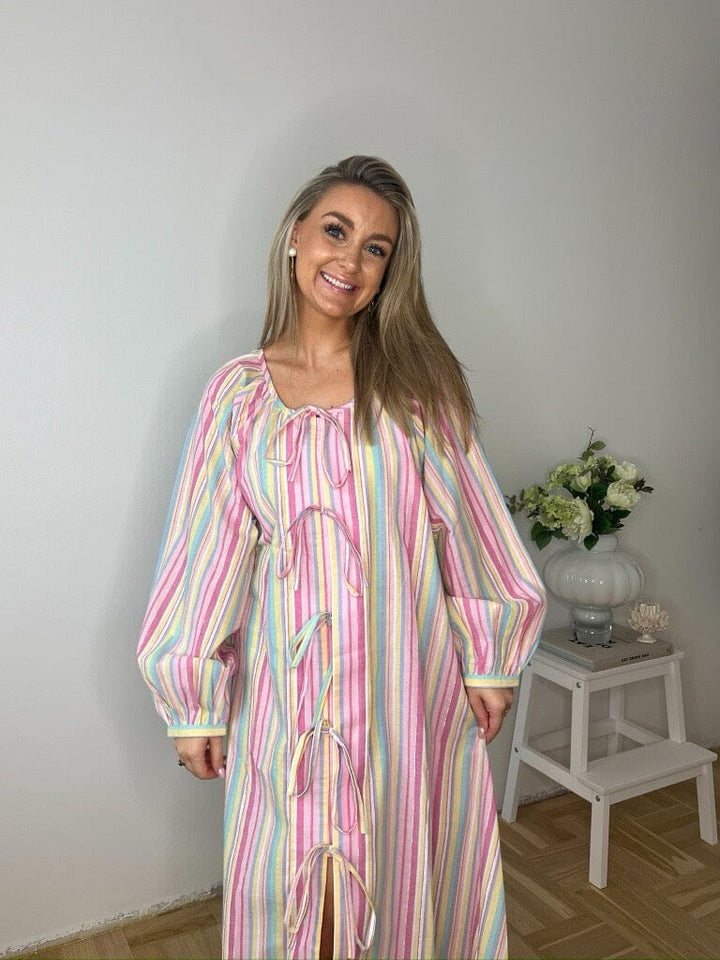 Sissel Edelbo x Molly&My - Stinne Dress SE 1724 - Pink Stripes Kjoler