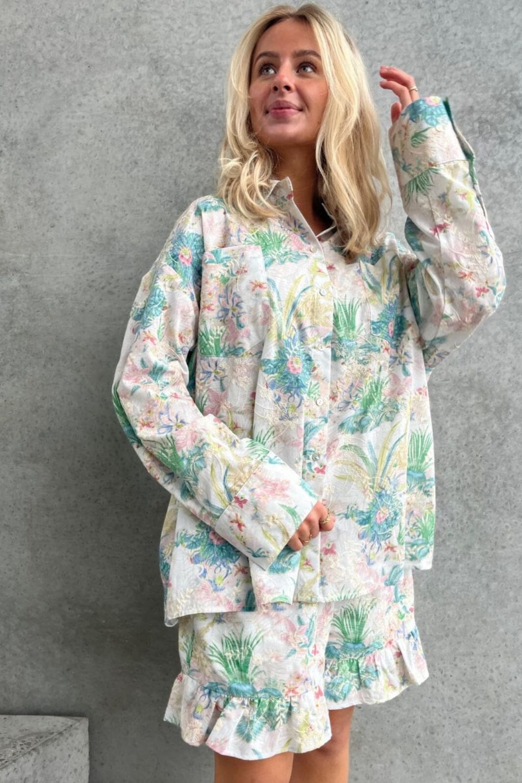 Stories From The Atelier By Copenhagen Shoes - My Lovers Shirt - 388 Multi Flower Skjorter