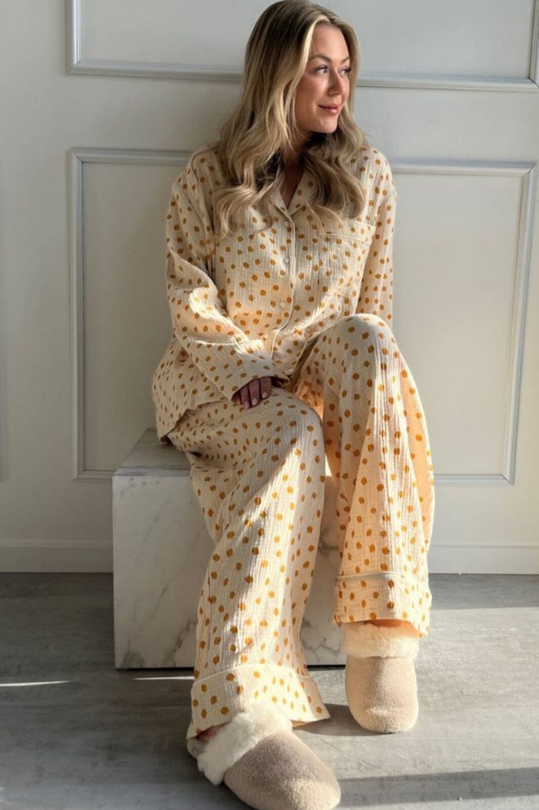 Stories From The Atelier By Copenhagen Shoes - Pajamas Pants 3 CC8106 - 02 - Beige Yellow Big Flower
