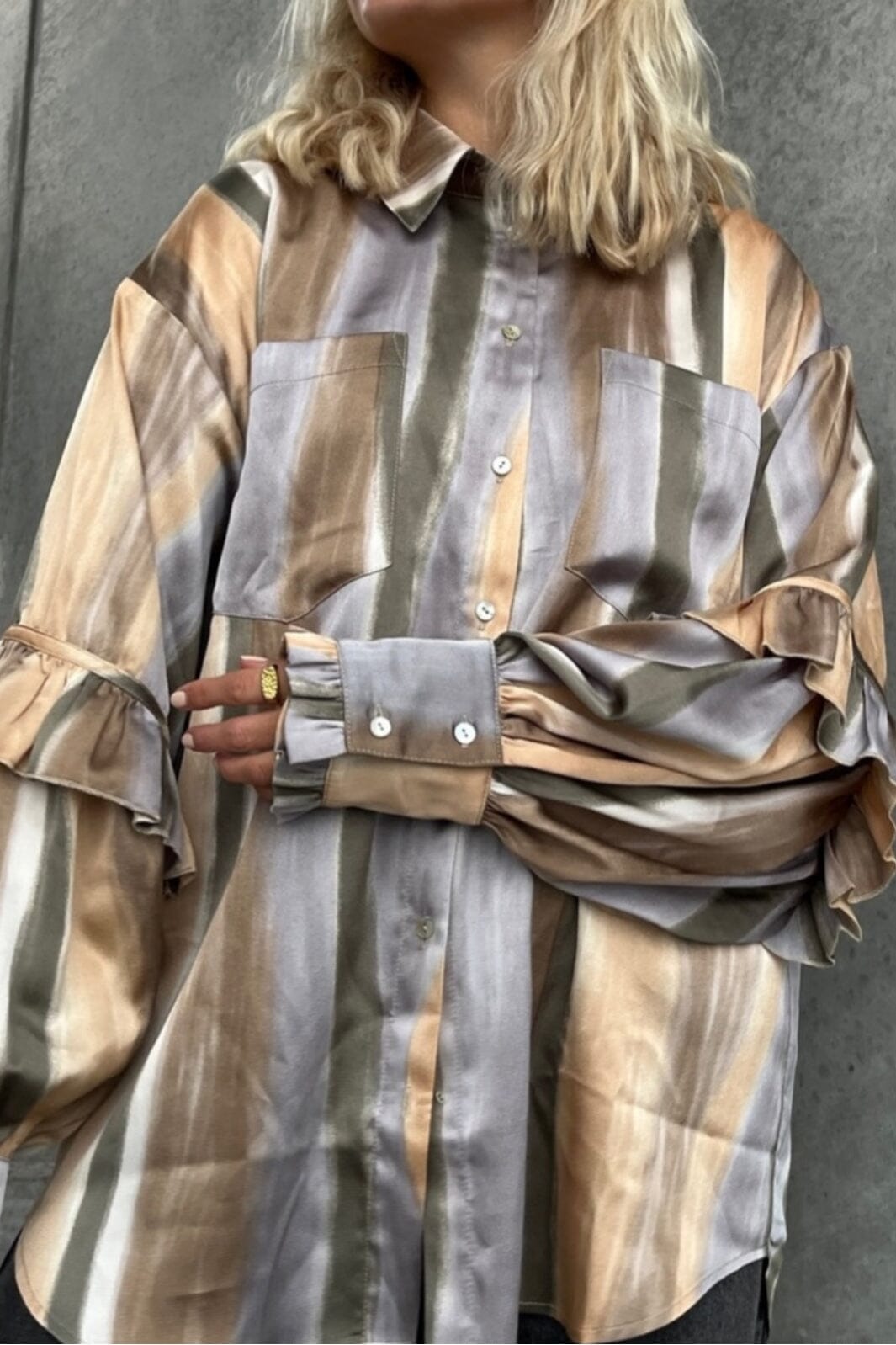 Stories From The Atelier By Copenhagen Shoes - The Believe Shirt - 2239 Multi Color