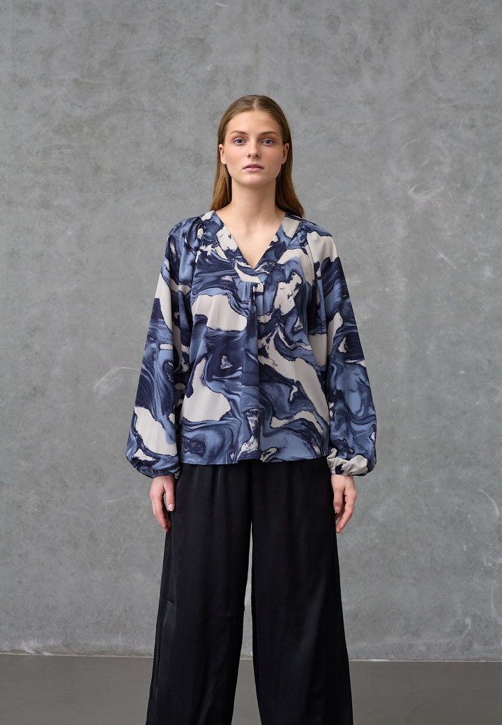 Love & Divine - Love1529-1 19889 - 800 - Blue Wave