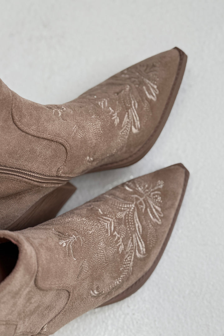 Bloom - Camila Boots - Taupe