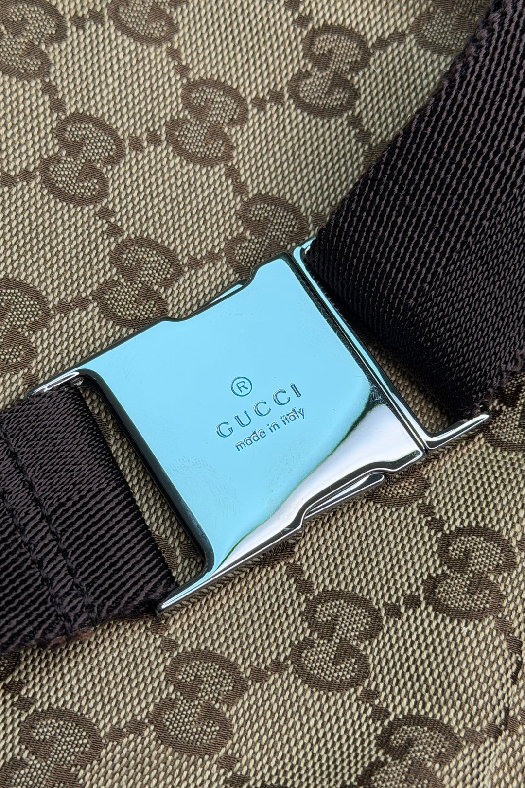 Preloved Vintageline x Molly&My - Vintage Gucci Bumbag 4 - Brown