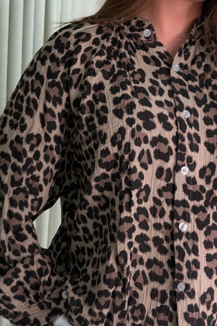 A-bee - Thora Shirt - Animals