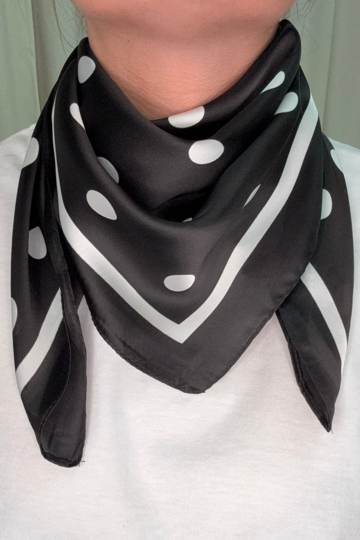 A-bee - Elin Scarf - Black