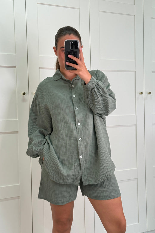 A-bee - Anne- Kaki Shorts 
