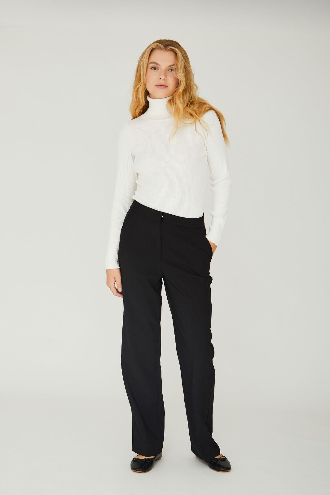 A-View - Rib Rollneck Blouse - 005 Off White Strikbluser 