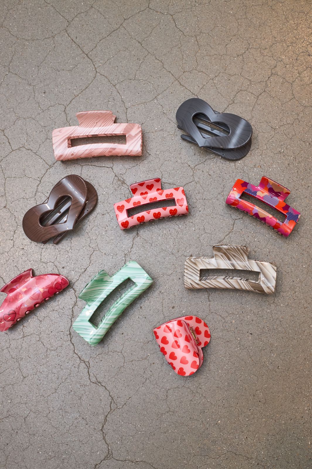 Black Colour - Bcemmeline Hair Claw 6010 - Pink