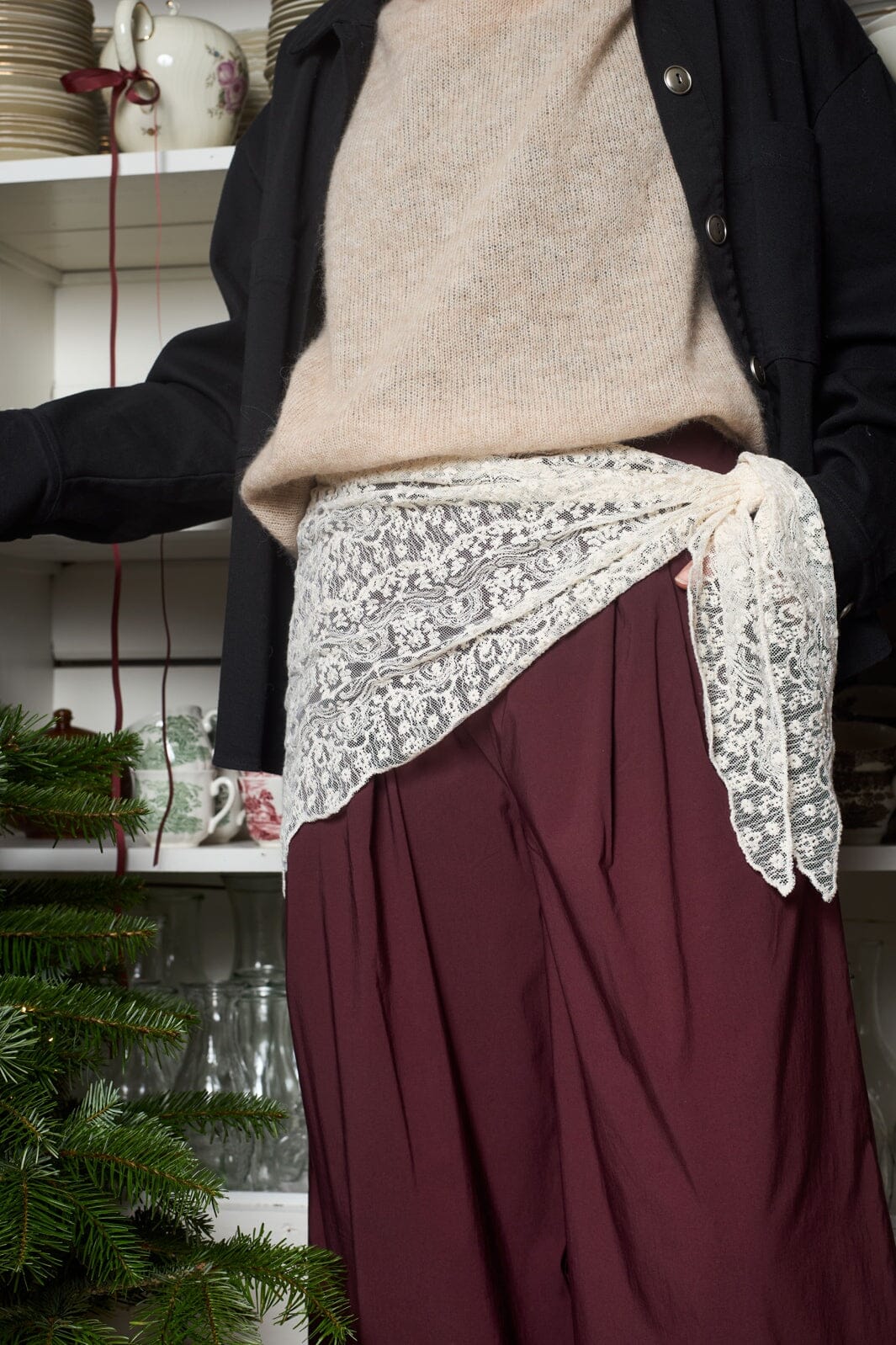 Black Colour - Bcfarianna Triangle Lace Scarf 3650 - Off White