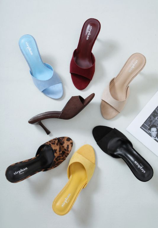 Bloom - Astrantia Stiletto - Yellow Stiletter 