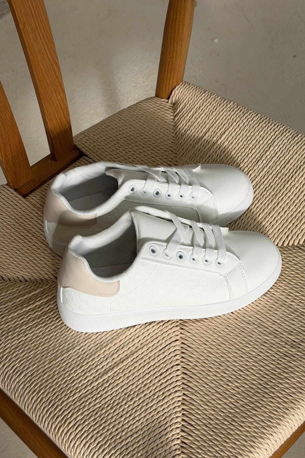 Bloom - Azalea Sneakers - Beige Sneakers 