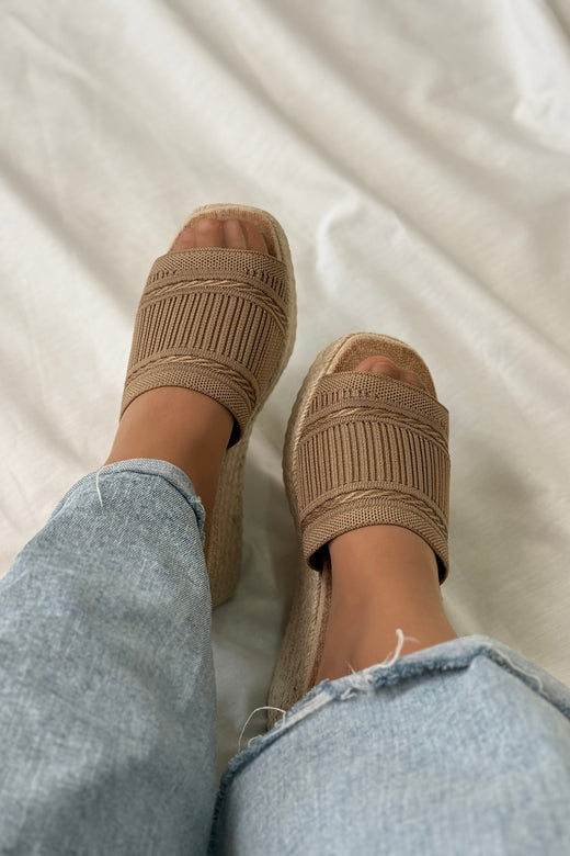 Bloom - Yliana Sandaler - Taupe Sandaler 