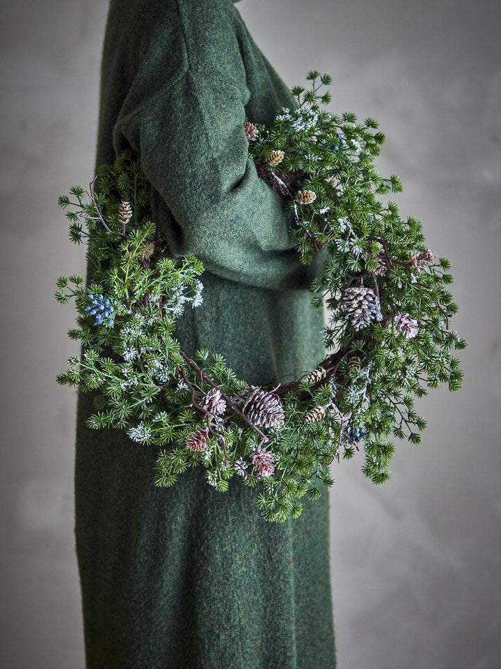 Bloomingville - Cedar Krans, Grøn, Kunstige Blomster 82072345 - Green