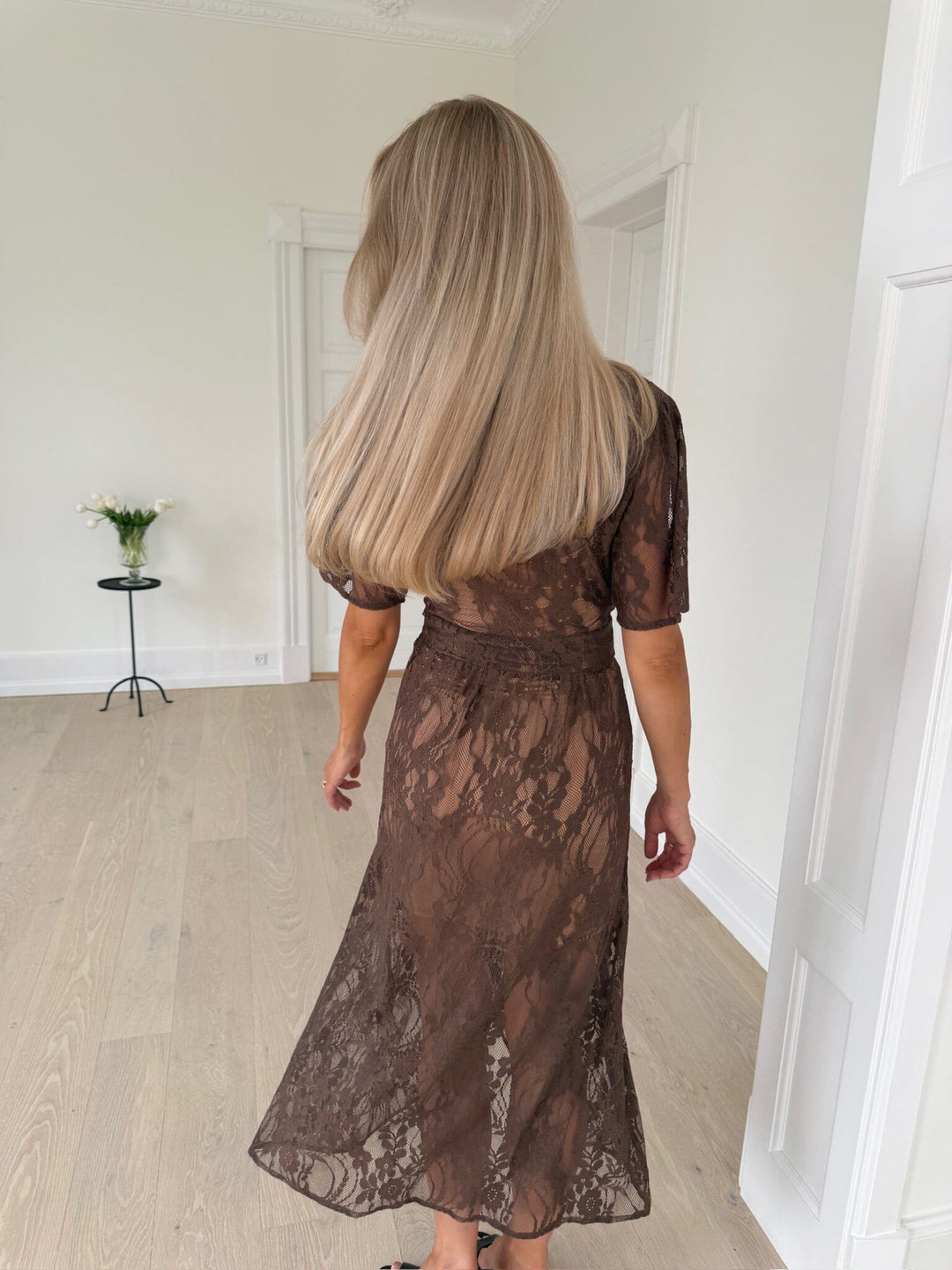 Byic x Molly&My - Adeliaic Long Dress A23876 - Dark Brown Lace Kjoler 