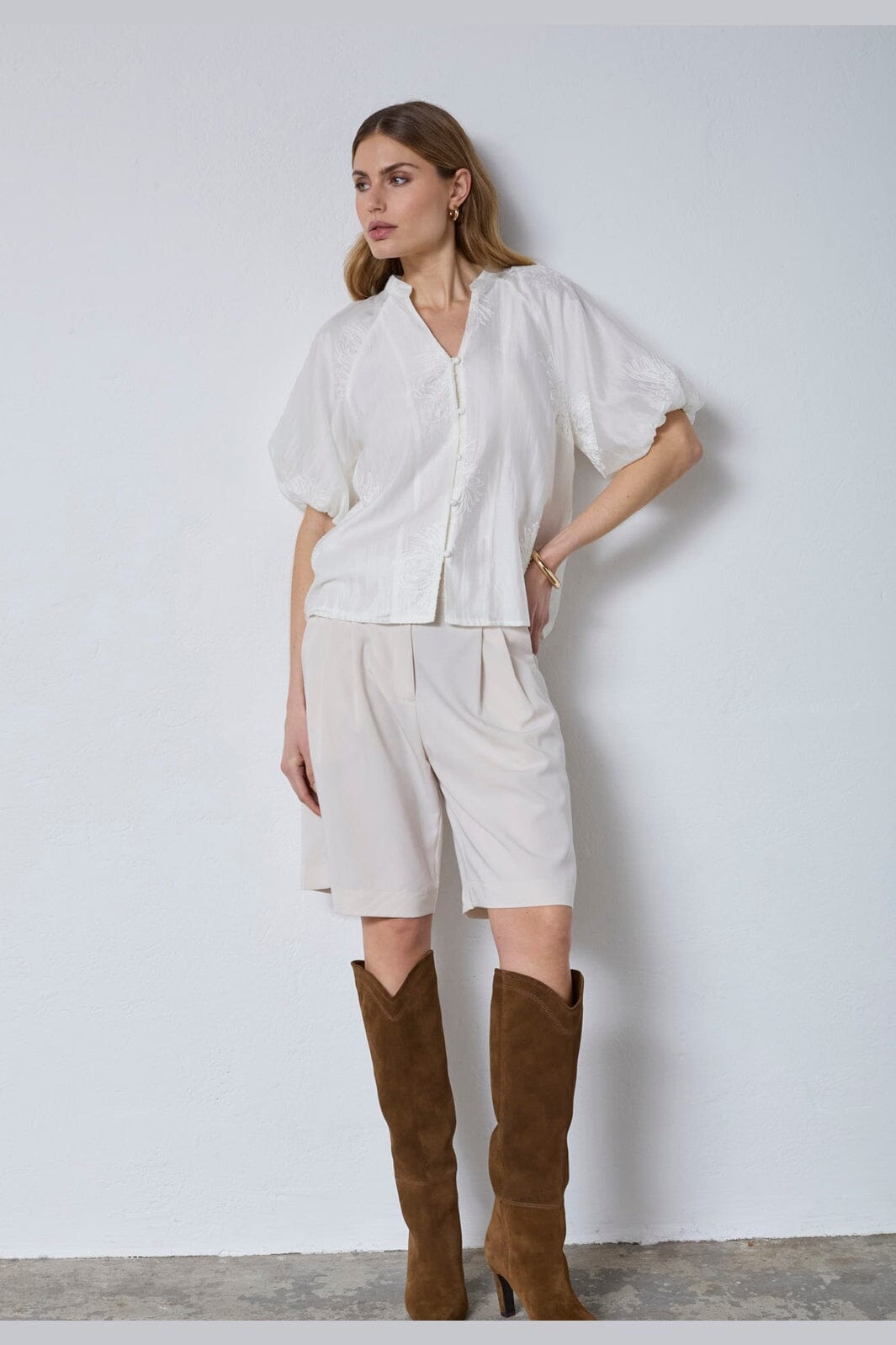 Co´Couture - Neacc Ss V-Shirt 45123 - 4000 - White