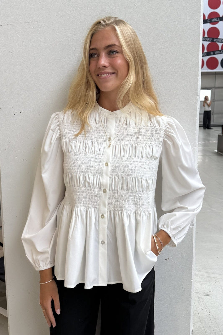 Continue - Chloe Smock 14987 - 02 - White