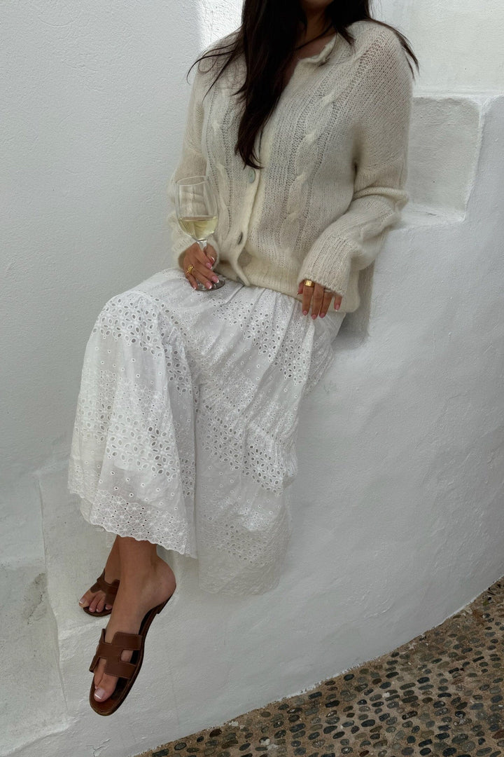 Forudbestilling - BYIC - Ditteic Cardigan 3420 - White Cardigans 