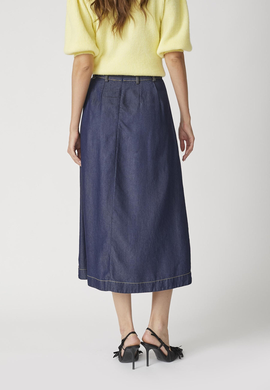 Forudbestilling - Co´Couture - Anyacc Denim Pleat Skirt 34181 - 555 - Dark Denim Nederdele 