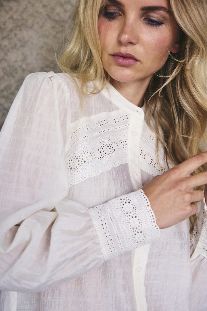 Forudbestilling - Co´couture - Barretcc Anglaise Shirt 35721 - 11 Off White Skjorter 