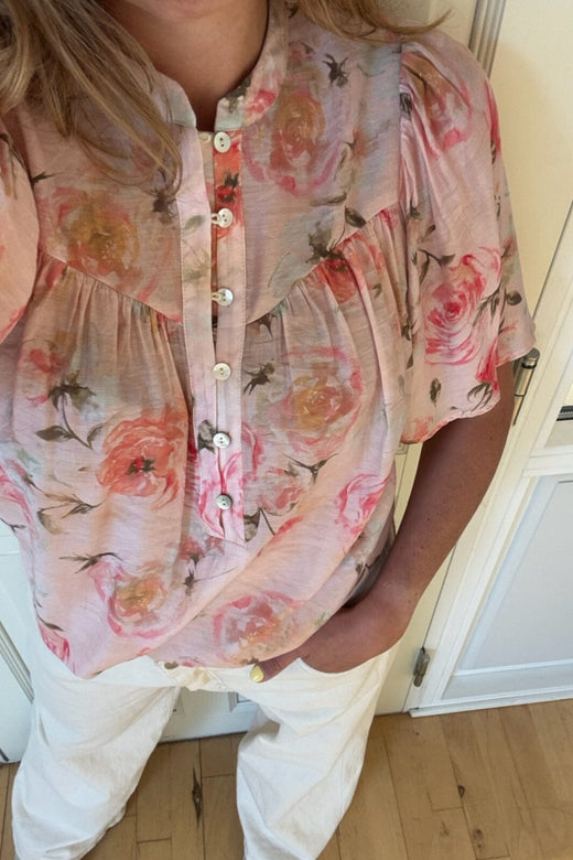 Love & Divine - Love1123-8 18901 - 811 - Coral Flower