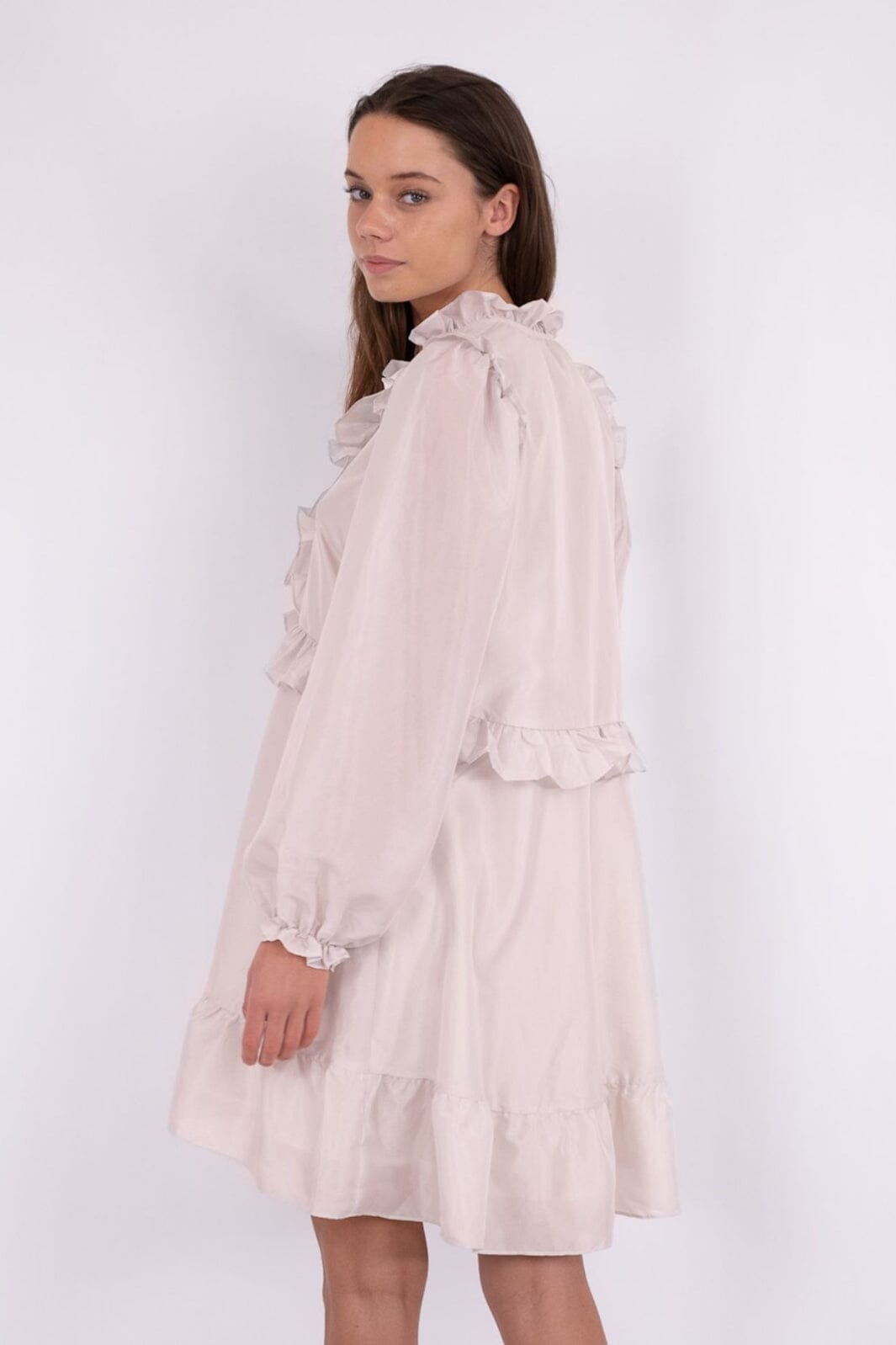 Forudbestilling - Neo Noir - Zinka Solid Dress - Ivory (Maj) Kjoler 
