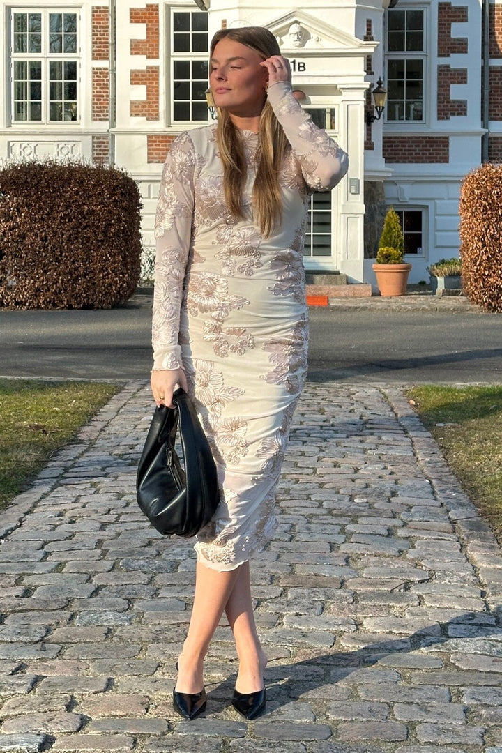 Forudbestilling - Noella - Lavinia L/S Dress 13500002 - 974 - Ivory Kjoler 