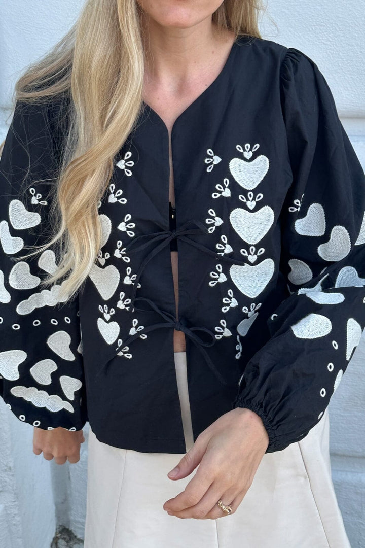 Forudbestilling - Sissel Edelbo - Elisabeth Organic Cotton Top SE 1355 - Black W. White Swan Bluser 