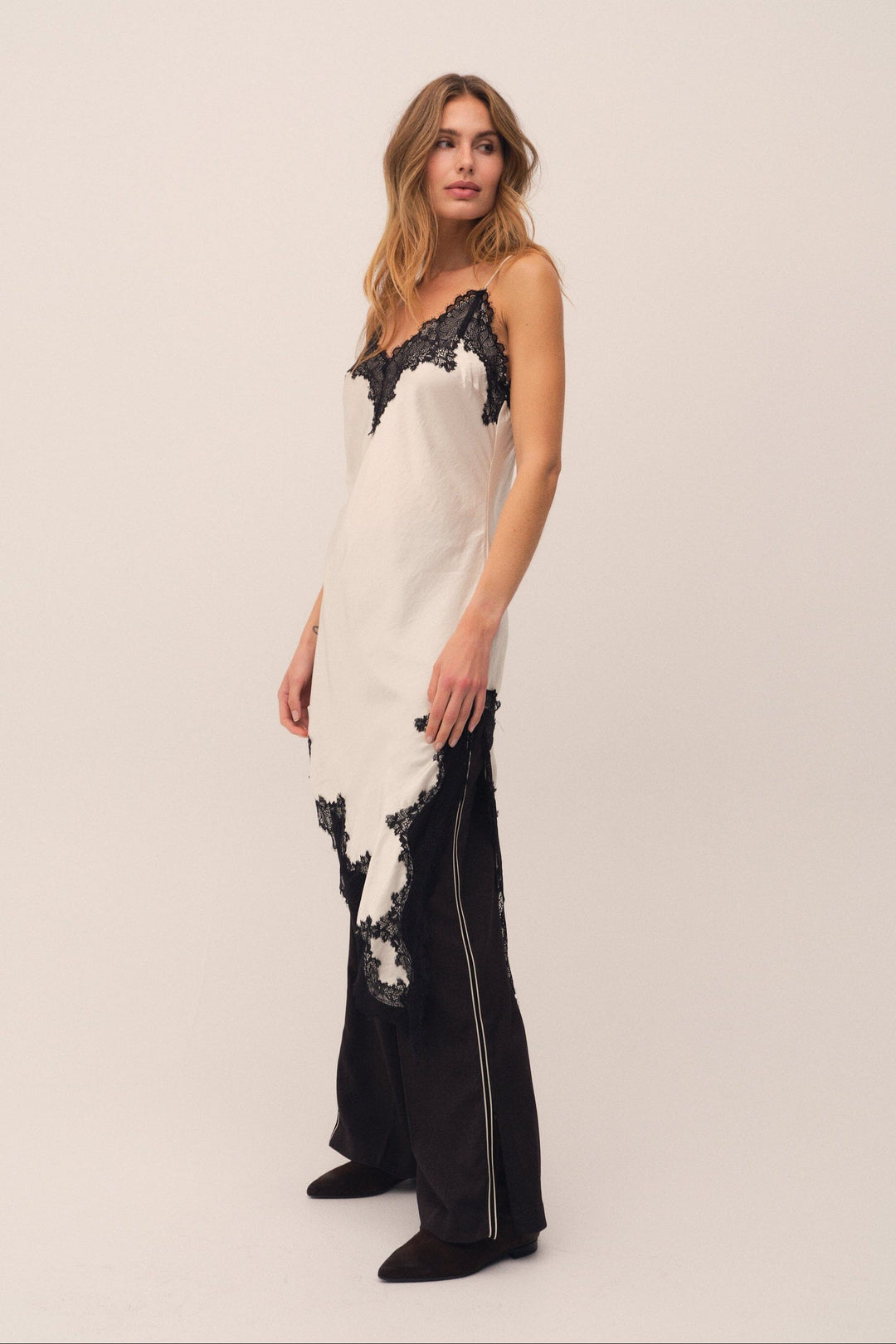 Gossia - Zennago Dress G2882 - Creme Kjoler 