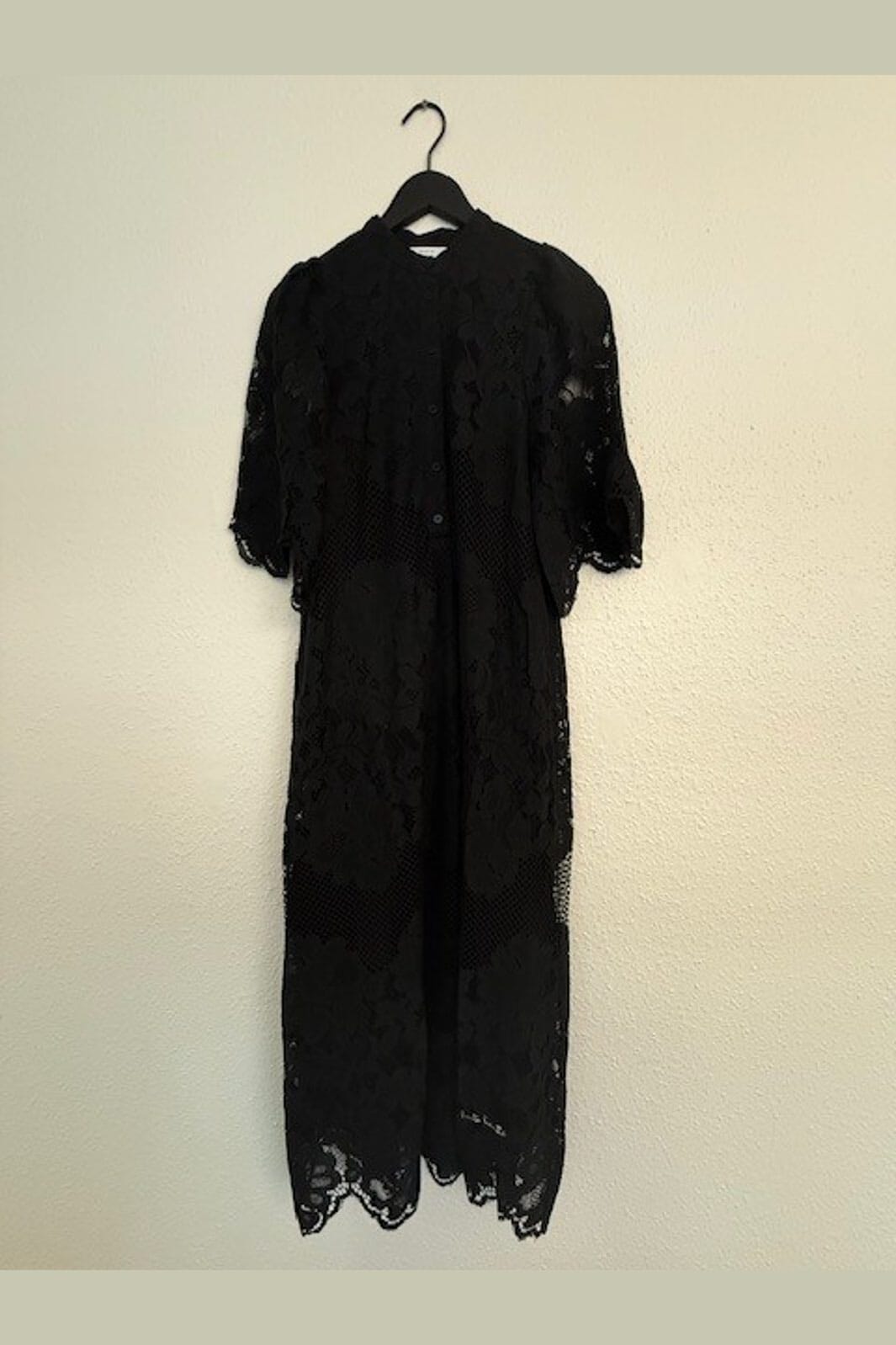 Haute L'Amitié - Curvey Lace Hem Placket Dress HL10406 - Black