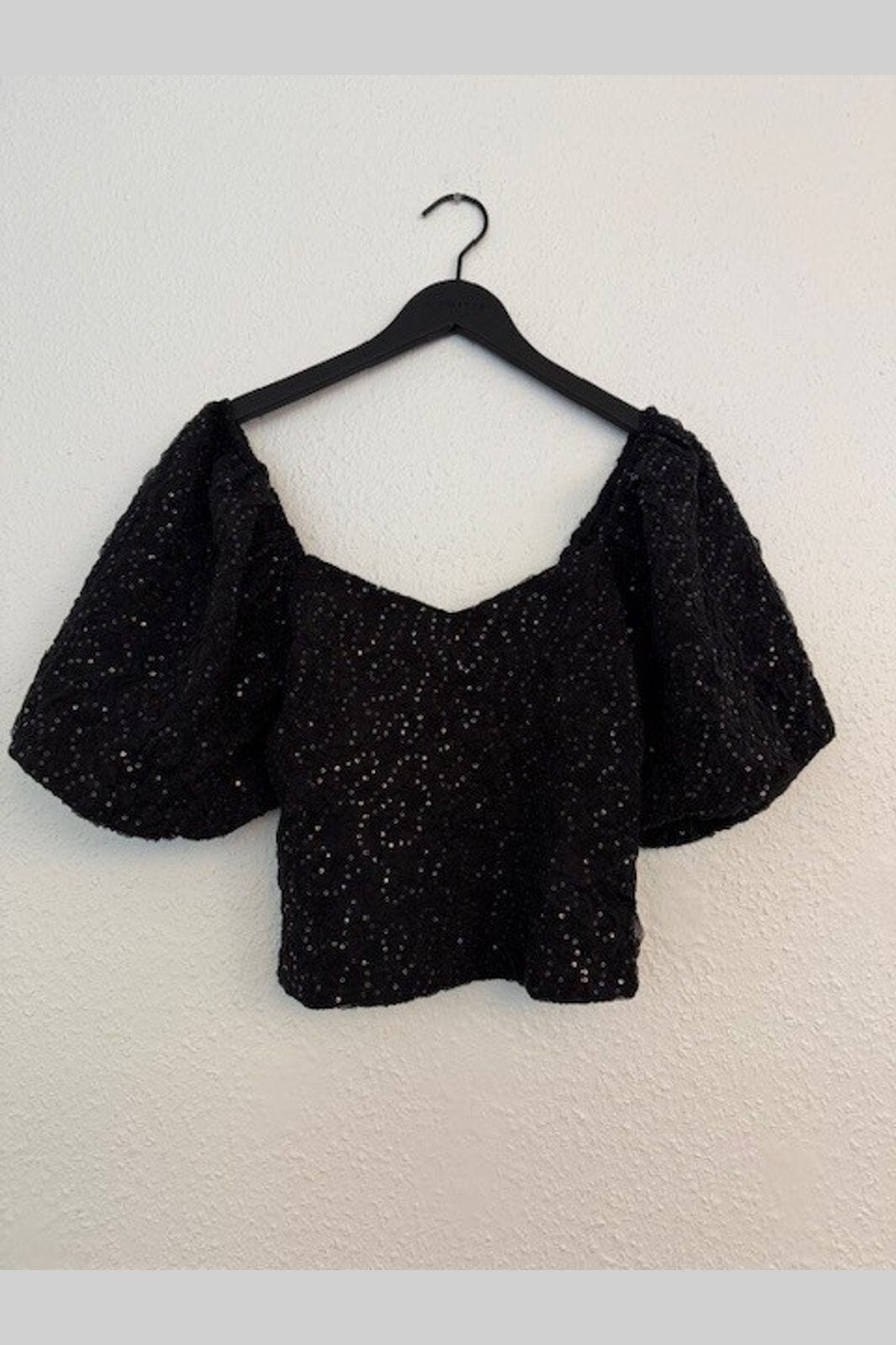 Haute L'Amitié - Dazzy Crease Sequin Top HL10379 - Black