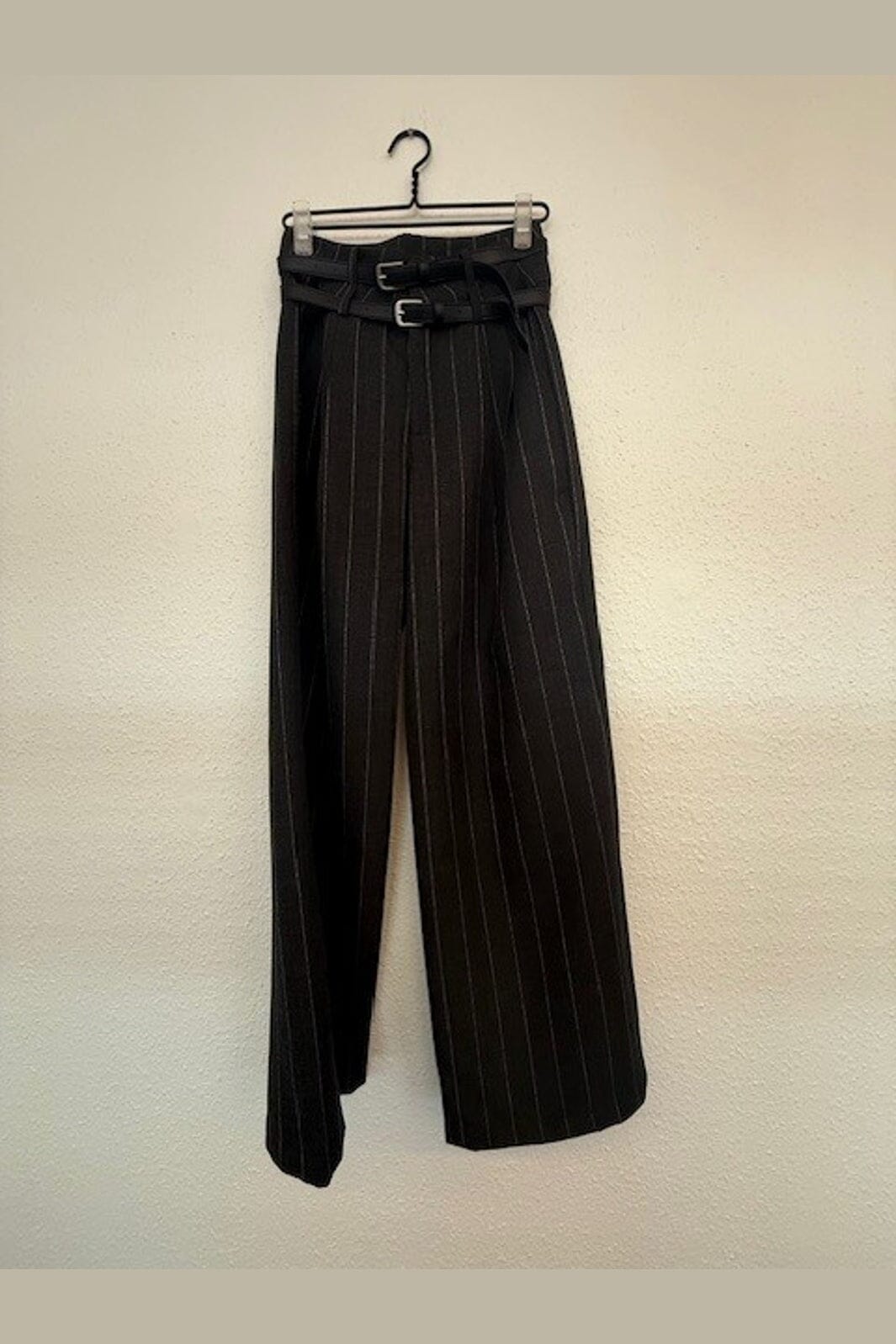 Haute L'Amitié - Ivanna Belt Pant HL10831 - Dark Grey