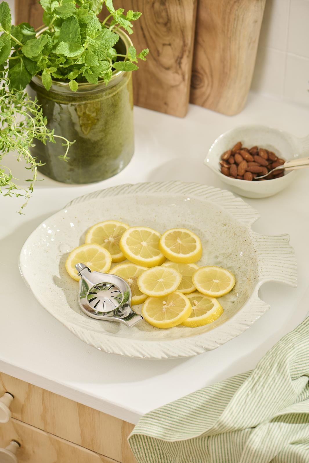 Ib Laursen - Fad Ocean White fiskeformet - Stentøj - 24028-00