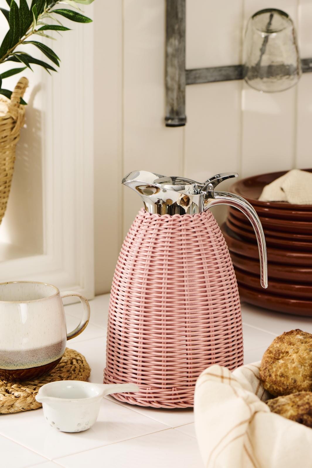 Ib Laursen - Termokande lyserød polyrattan håndflettet 1,5 ltr - Polyrattan, Rustfrit stål, Plastik - 1619-07