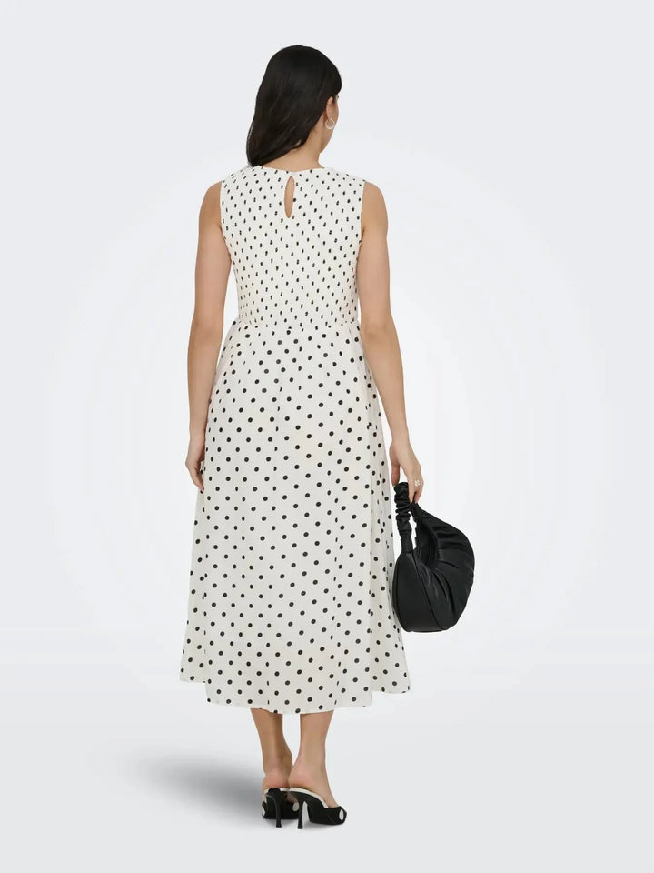 JDY - Jdydiego S/L Smock Midi Dress - 5040556 Cloud Dancer Black Dot Kjoler 