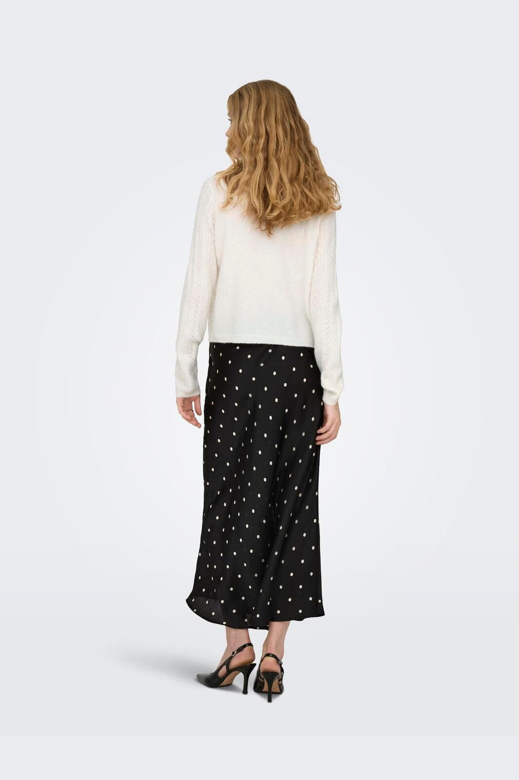 JDY - Jdyhailey Satin Midi Skirt - 5083222 Black Ecru Dots