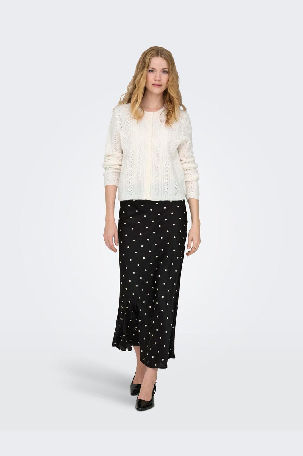 JDY - Jdyhailey Satin Midi Skirt - 5083222 Black Ecru Dots