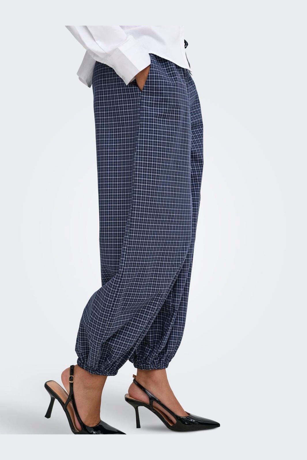 JDY - Jdypeggy Check Loose Pant - 5181641 Navy Blazer Cloud Dancer