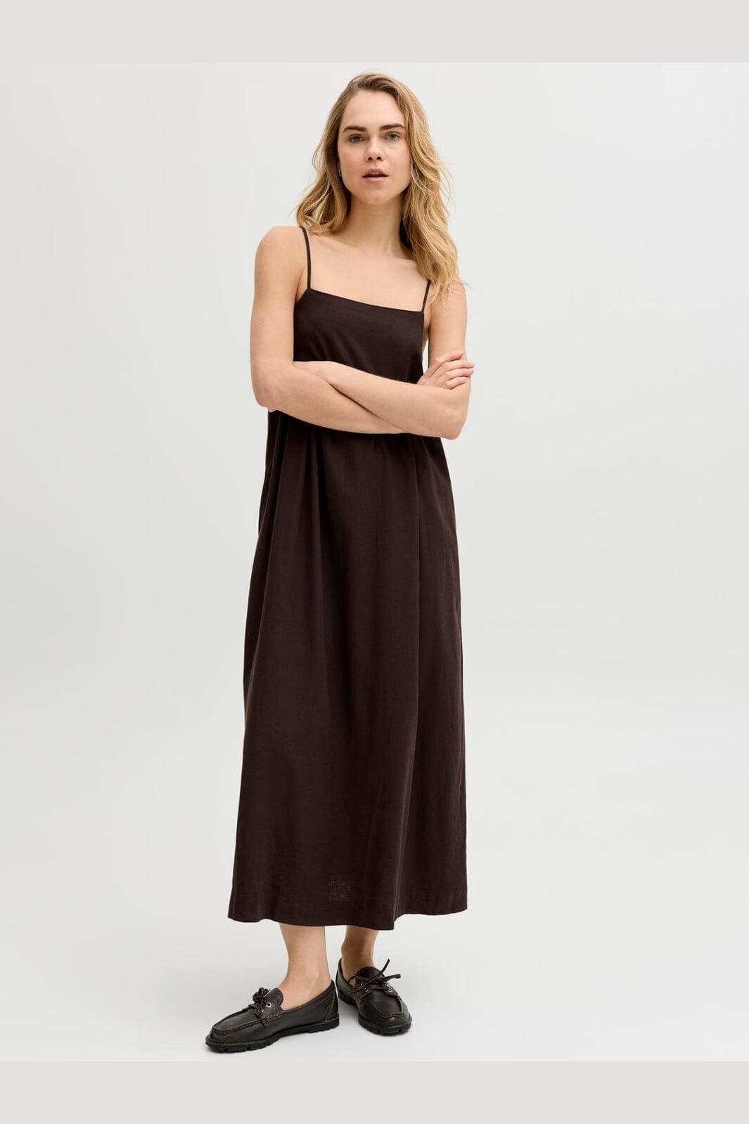 Jjxx - Jxalmira Linen Blend Long Dress - 4906548 Seal Brown