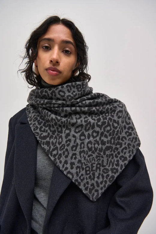 Lala Berlin - Lbtriangle M 10020122 - Asphalt Leo Tørklæder 