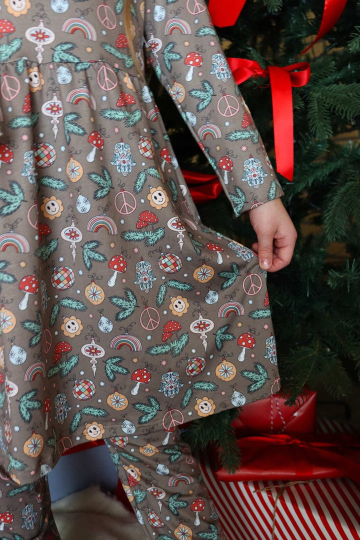 Liberte Ami - Alma-Ls-Babydoll-Dress (Kids) 9658 - Smiley Peace Brown